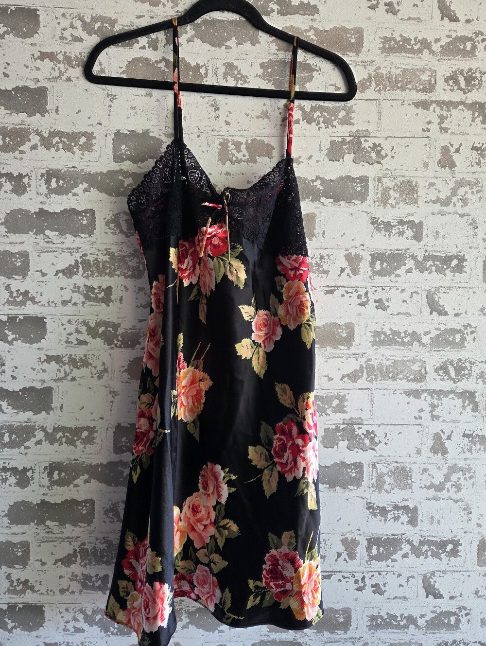 ​Morgan Taylor Intimates Floral Slip Dress Nightgown Black Pink Lace Trim L